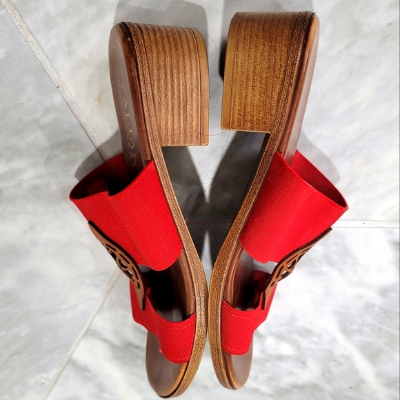 ITALIAN SHOEMAKERS Red Double Strap Slip On Sandals Size 8.5 - Picture 3 of 6
